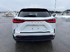 2026 Lexus NX NX 350 LUXURY PKG - AWD - HEATED / VENTILATED LEAT - Photo 4
