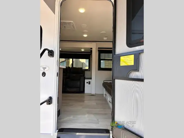 2026 Heartland North Trail 190MB Murphy Bed & Light Couples - Photo 10