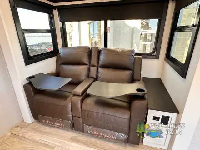 2026 Heartland North Trail 190MB Murphy Bed & Light Couples - Photo 18