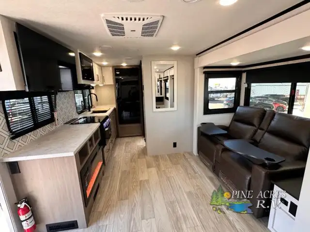 2026 Heartland North Trail 190MB Murphy Bed & Light Couples - Photo 20