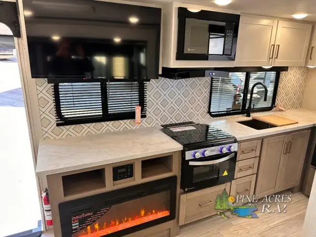 2026 Heartland North Trail 190MB Murphy Bed & Light Couples - Photo 24