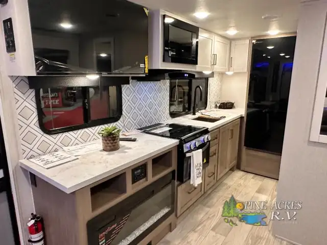 2026 Heartland North Trail 190MB Murphy Bed & Light Couples - Photo 25