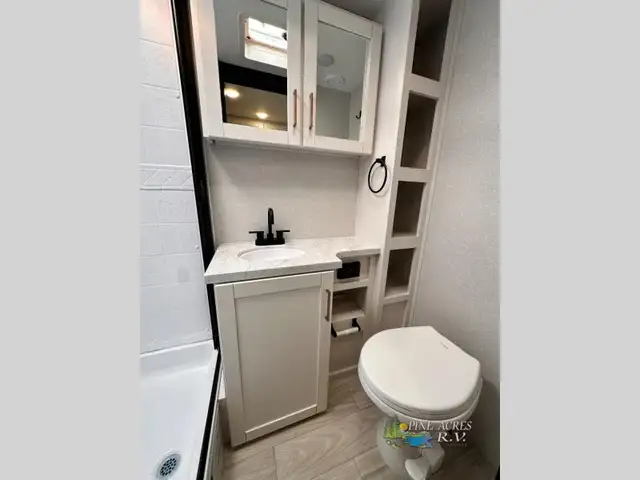 2026 Heartland North Trail 190MB Murphy Bed & Light Couples - Photo 38