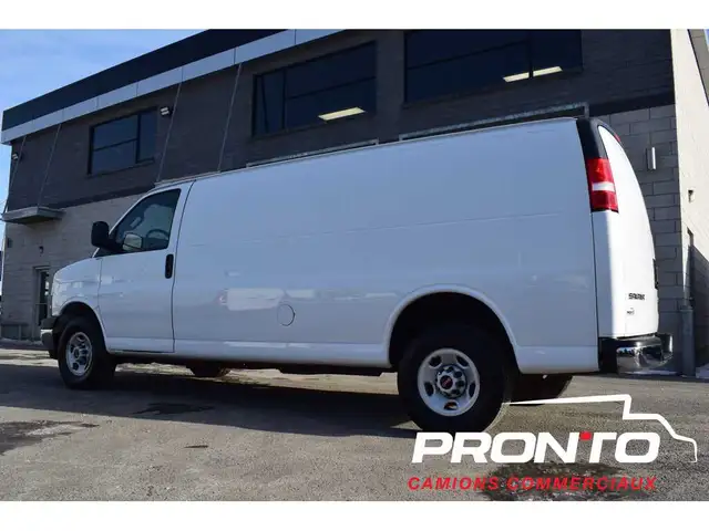 2022 GMC Savana Cargo Van 3500  Allonger  Moteur 6.0L V8  C - Photo 5