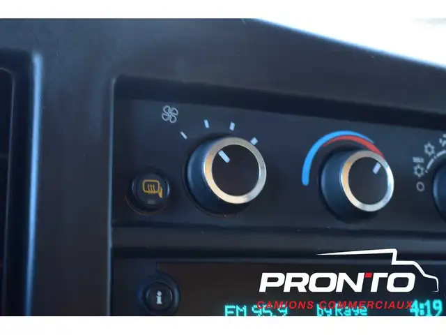 2022 GMC Savana Cargo Van 3500  Allonger  Moteur 6.0L V8  C - Photo 23
