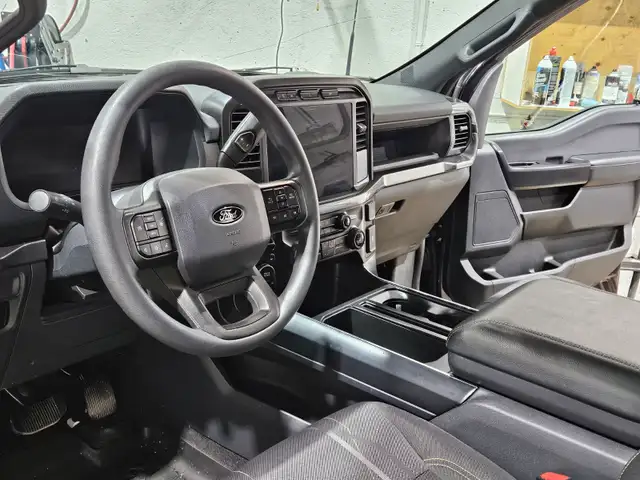 2024 Ford F-150 SuperCrew - 4x4 - ACCIDENT FREE - SK TRUCK - Photo 2