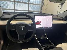 2020 Tesla Model 3 Long Range AWD - Photo 11