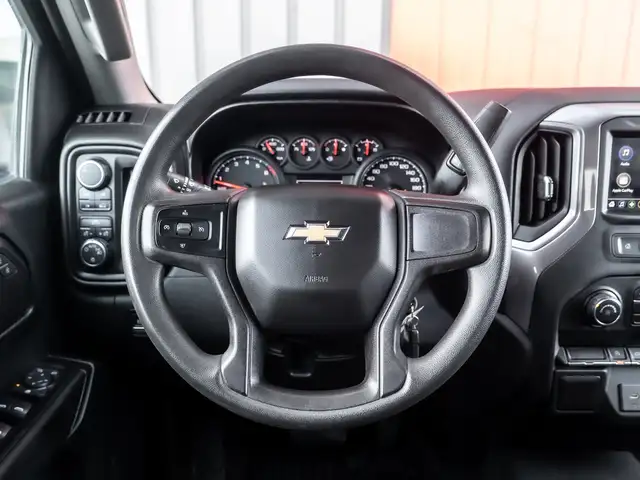 2021 Chevrolet Silverado 1500 - Low KM | Clean Carfax | 2.7L Tur - Photo 12