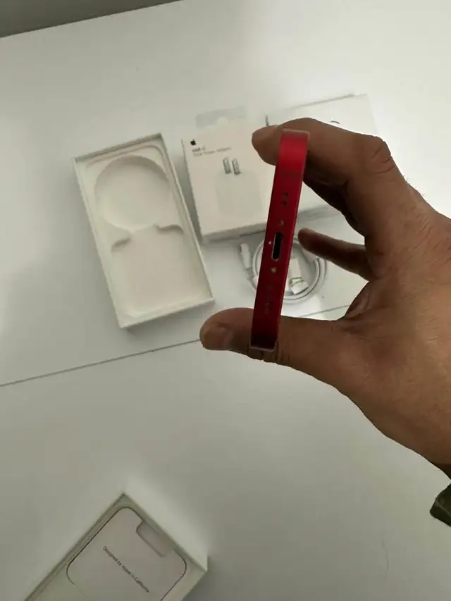 iPhone 13 mini 128gb Red Airpods Pkg/Delivery - Photo 5