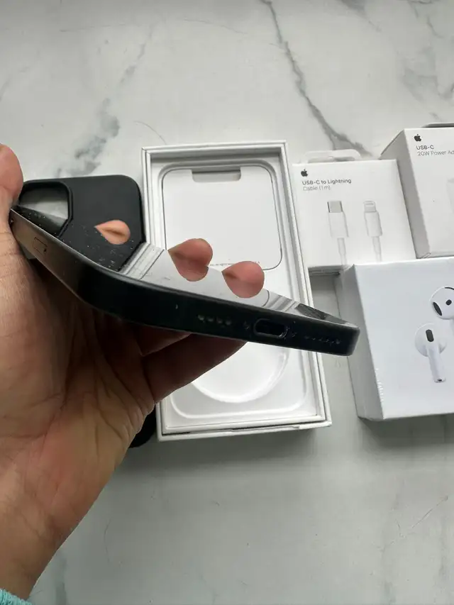 iPhone 15 Plus 128GB Unlocked AirPods/Fast Charger/Delivery - Photo 4