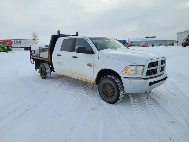 2012 Dodge Ram 3500 - Photo 2