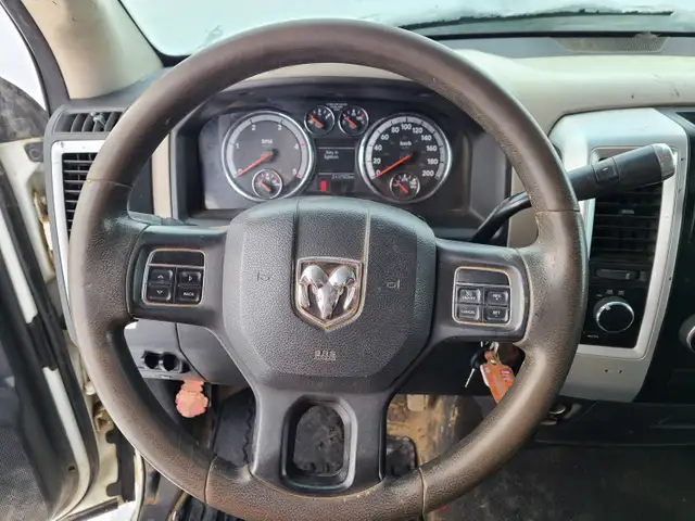 2012 Dodge Ram 3500 - Photo 12