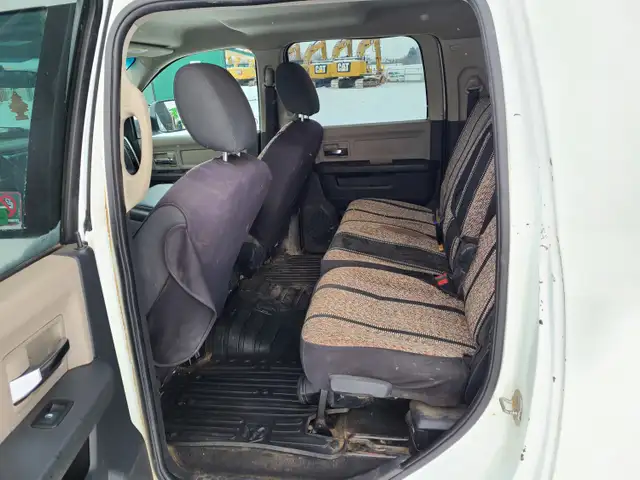 2012 Dodge Ram 3500 - Photo 16