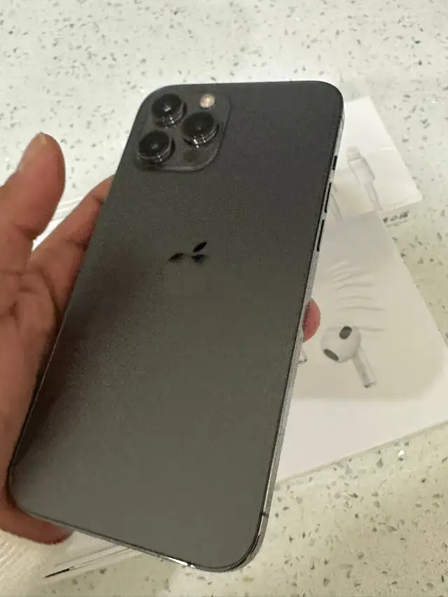 iPhone 12 pro max – 128GB   AirPods Pkg/Delivery Available - Photo 2