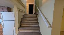 Downtown Earlton Beautiful Basement Suite - 1 Min to C-Train - Photo 8