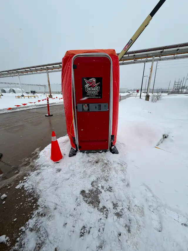 Porta Potty Rentals- Perfect for Outdoor Events & More! - Photo 4