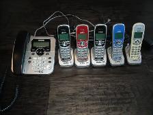 SET OR CORDLESS PHONES WITH ANSWERING MACHINE