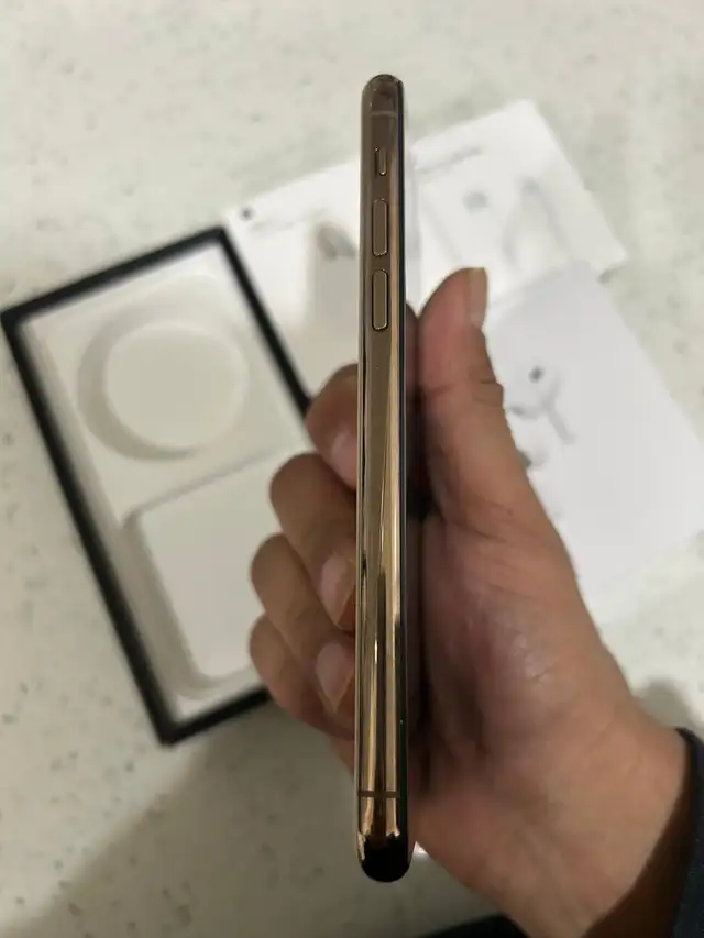 iPhone 11 PRO 512GB - Mint Condition! - Photo 4