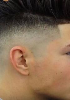 Barber/ Hair extention specialist - Photo 3