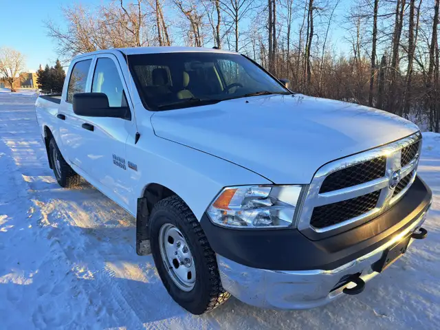 REDUCED  2017 Dodge Ram 4x4 Crew Cab
