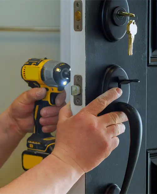 Brampton Locksmiths - Door Locks Install / Rekey