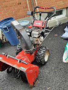 Briggs and Stratton Craftsman SnowBlower