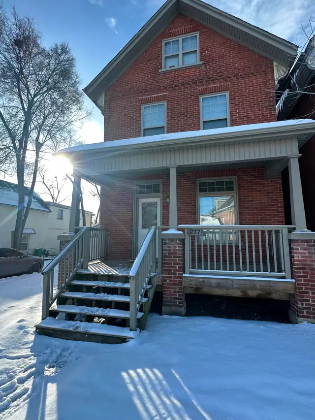 Stunning Main Floor Apartment Close To It All