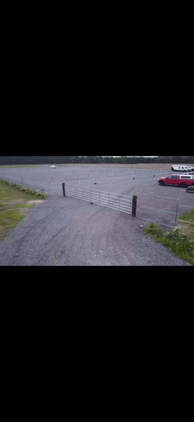 SECURE PRODUCTION PARKING YARD - Photo 2