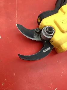couteau DeWalt dcpr320 outil seulement - Photo 3