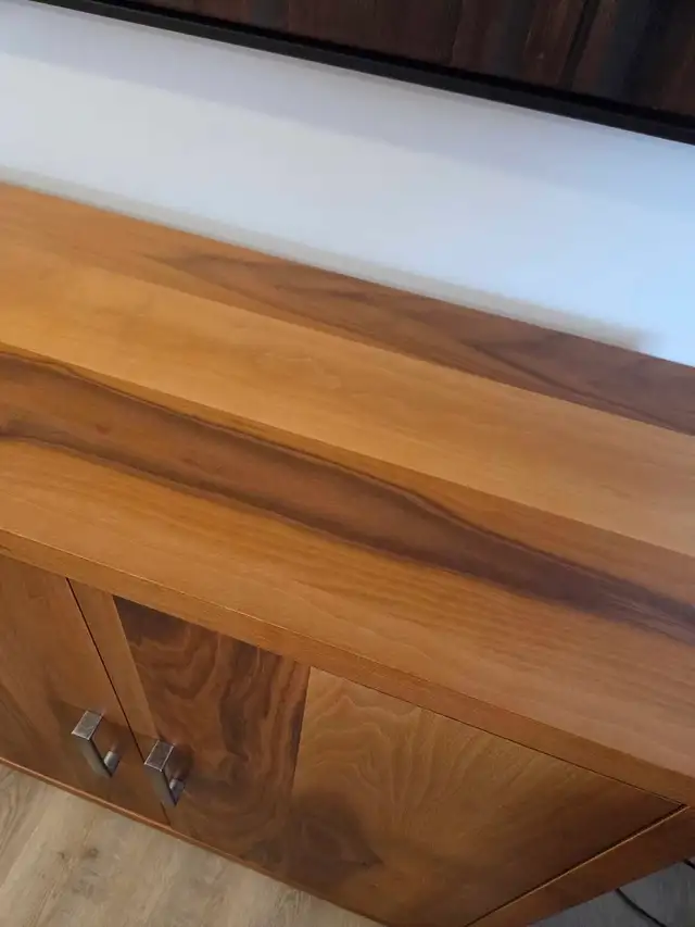 Beautiful Side Board/Hallway Cabinet - Photo 10