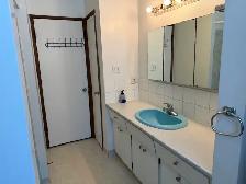 64AVE 4ST NW Bi-level upstairs for rent(T2K 4H9). - Photo 10