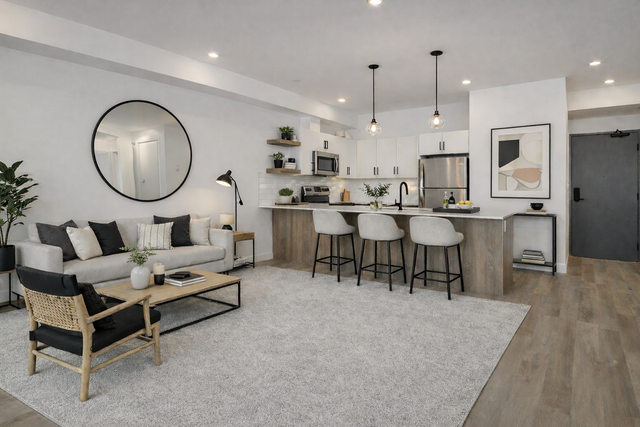 Stunning 2 Bedroom Apartment! Fitness Centre Included!