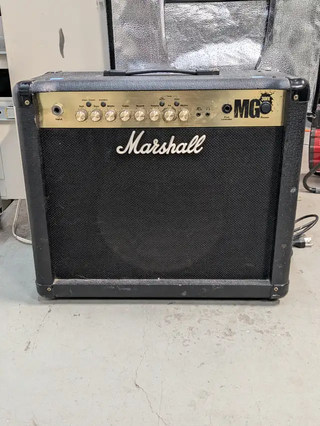 Marshall MG30FX 30WATT Guitar Amp (#18195)