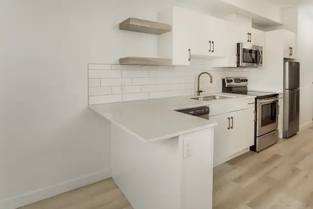 1 Bedroom Apartment! Available For April 1st! - Photo 2