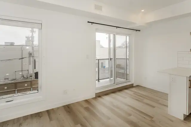 1 Bedroom Apartment! Available For April 1st! - Photo 4