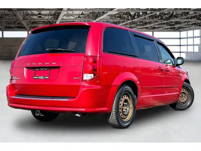 2015 Dodge Grand Caravan SXT | Stow n Go | AS IS | FWD - Photo 2