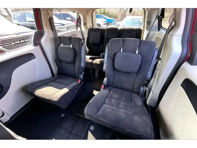 2015 Dodge Grand Caravan SXT | Stow n Go | AS IS | FWD - Photo 26