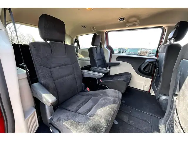 2015 Dodge Grand Caravan SXT | Stow n Go | AS IS | FWD - Photo 27