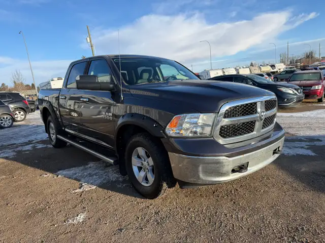 2017 Ram 1500 SLT - VERY CLEAN - GOOD SERVICE HISTORY - Photo 6