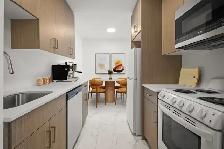 Spacious 1 Bedroom Apartment! Available For April 1st!