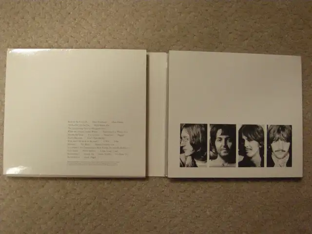 The Beatles White Album CD,s with Esher Demos