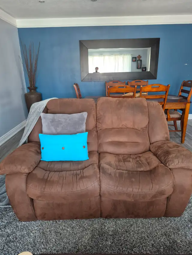 Furniture Sale - Photo 6