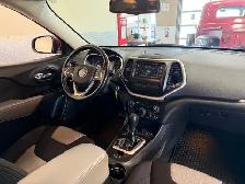 2014 Jeep Cherokee North / 4x4 / Low K / Local / o Accident - Photo 9