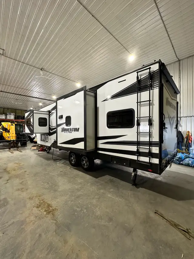 2023 Grand Design Tow Hauler G-Class - Photo 3