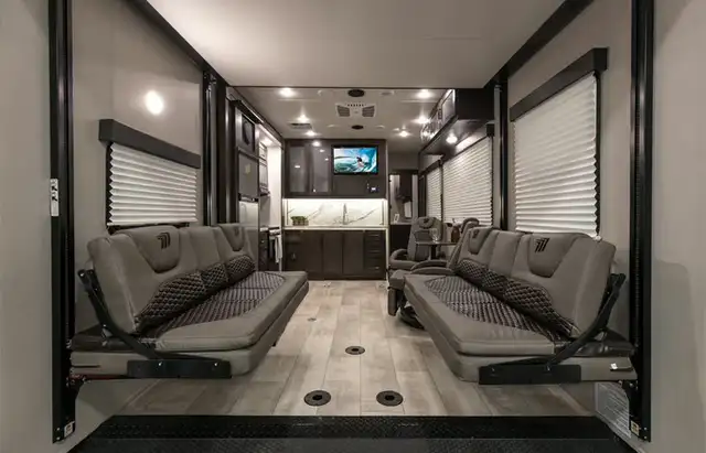 2023 Grand Design Tow Hauler G-Class - Photo 8