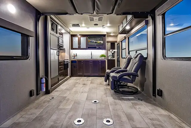 2023 Grand Design Tow Hauler G-Class - Photo 9