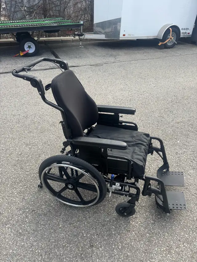 TILT WHEELCHAIR 16" DELIVERY INCLUDED - Photo 2