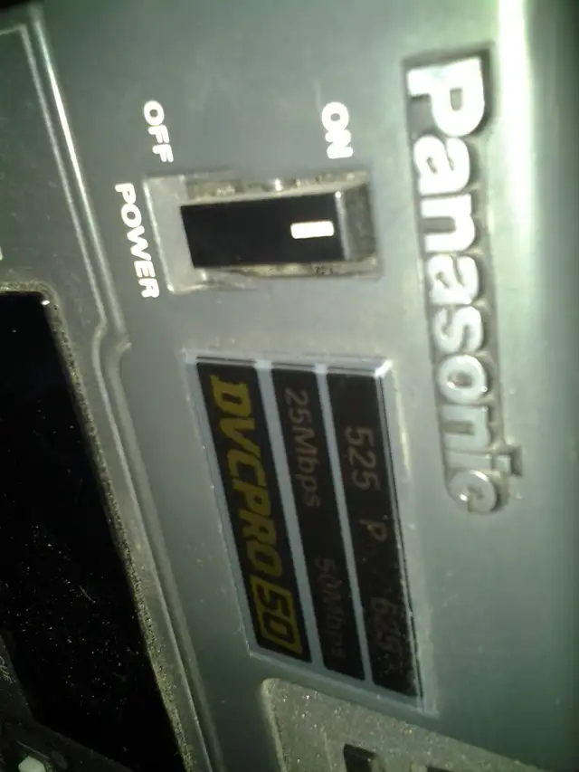 Panasonic AJ-D950 DVCPRO 50 Player  HUGE pro video SALE - Photo 3