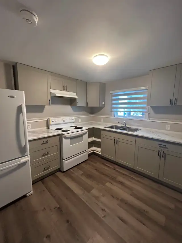 1 Bed-laundry on site, parking available, $1,400 all inclusive - Photo 2