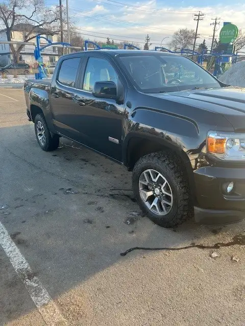 2017 GMC Canyon SLE 4x4